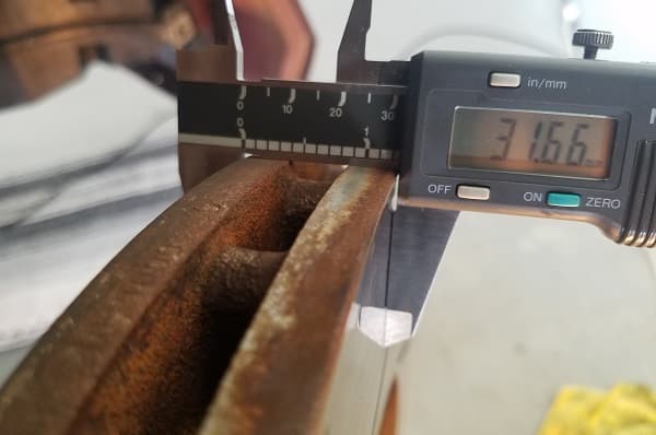 يجب خرط الهوبات عند وجود رجة عند استخدام الفرامل